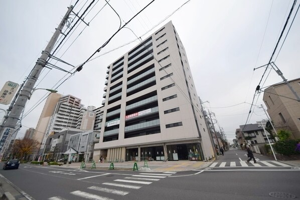 パークアレー川口の物件外観写真